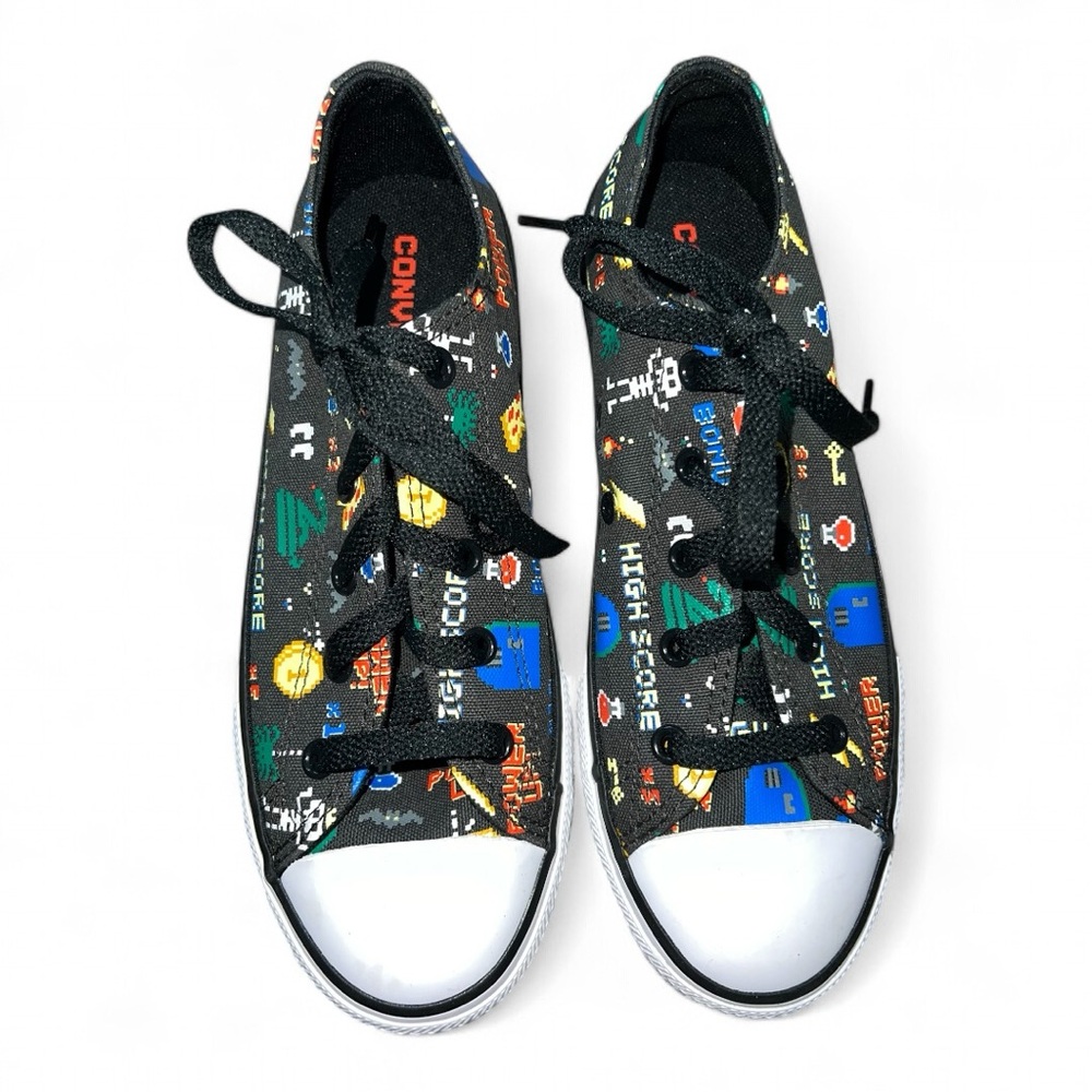 Kids Chuck Taylor Converse Gamer Shoes size 3 junior.